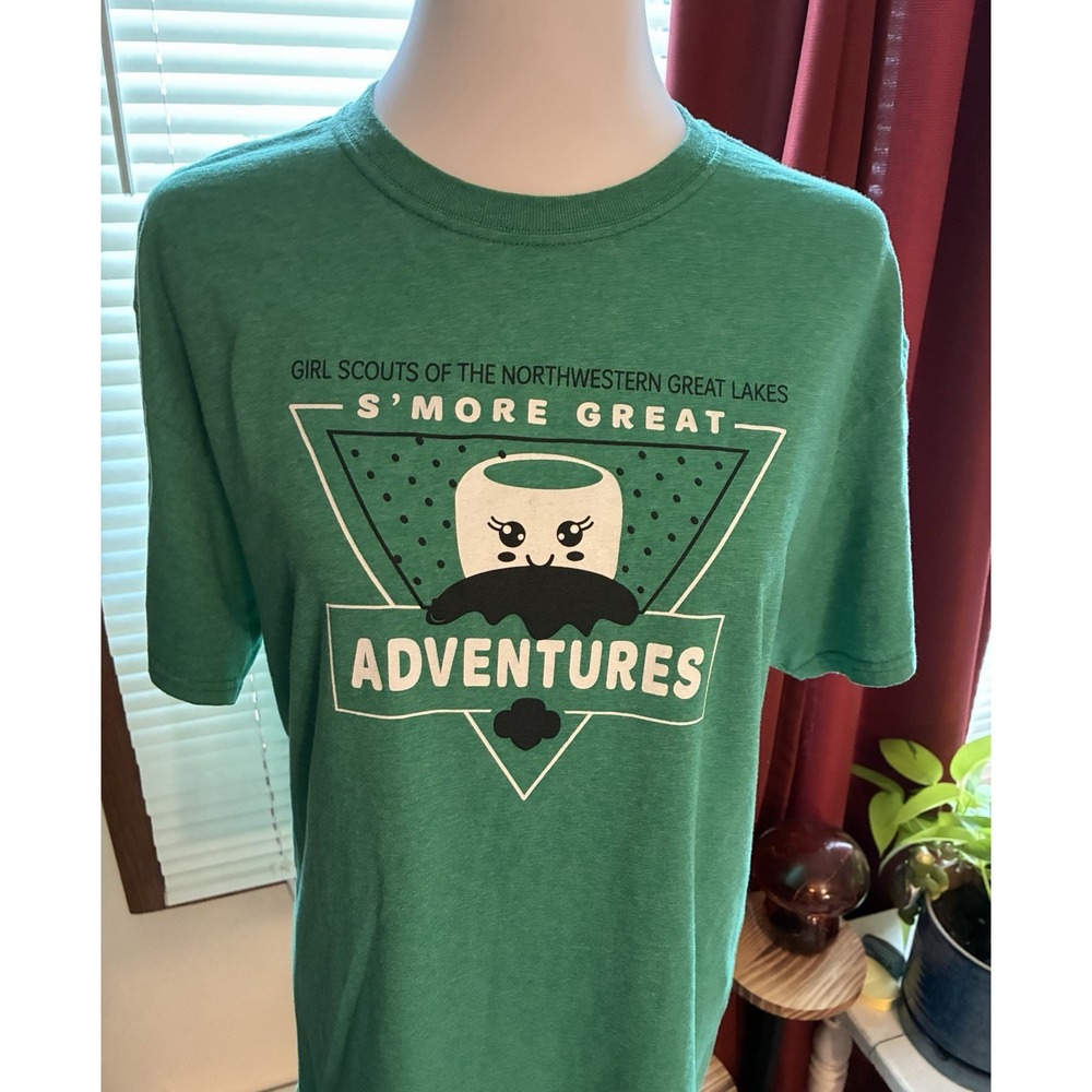 Girl Scouts S'more Great Adventures Green Graphic Tee Crew Neck Sz M Teens
